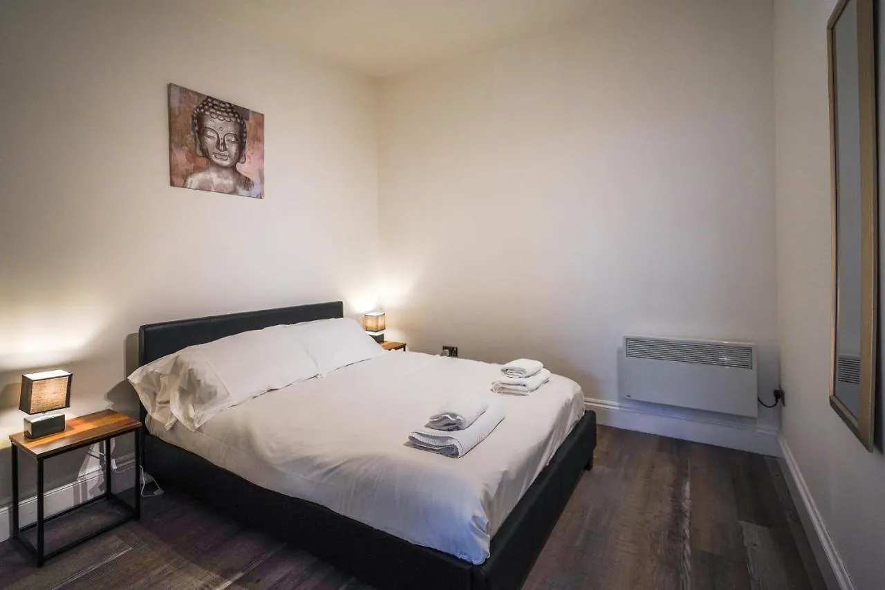 Private, Detached Annex With On-Street Parking Villa Cardiff Holiday home